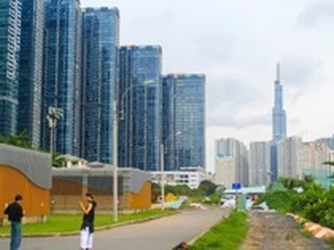 Giá chung cư thiết lập đỉnh mới ở Hà Nội, TP.HCM và Đà Nẵng, thanh khoản chậm lại