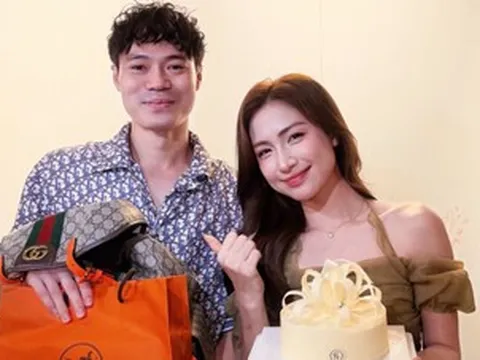 MC Mai Ngọc khoe dáng xinh, Hòa Minzy gây sốt với clip tặng quà Văn Toàn