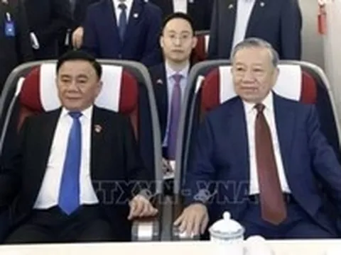 Tổng Bí thư, Chủ tịch nước Tô Lâm đi tàu cao tốc thăm Nam Ninh, Trung Quốc