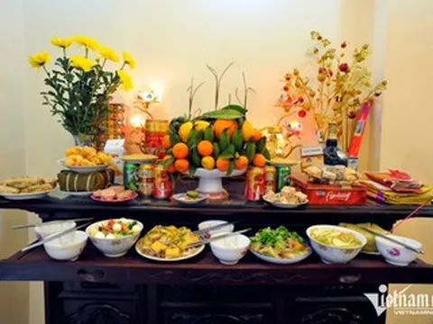 Văn khấn mùng 1 tháng 3 âm lịch năm Bính Ngọ 2026 theo truyền thống