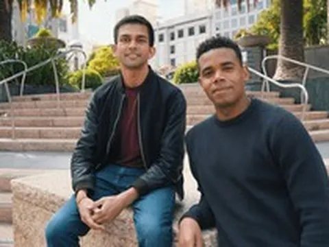 Apple chặn ứng dụng lập trình AI, startup bị xóa khỏi App Store đến hai lần