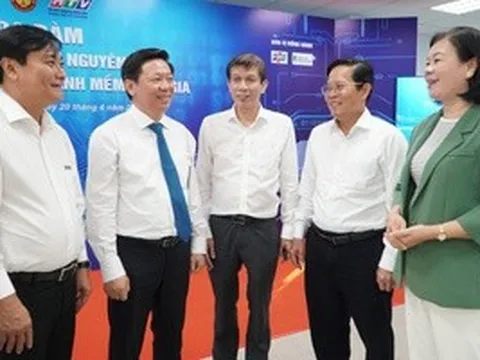 Tái định vị báo chí trong hệ sinh thái công nghiệp văn hóa