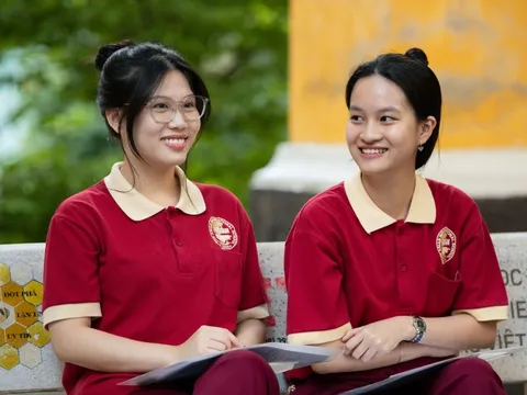 Một đại học gửi thư mời ứng tuyển đến từng HSG quốc gia