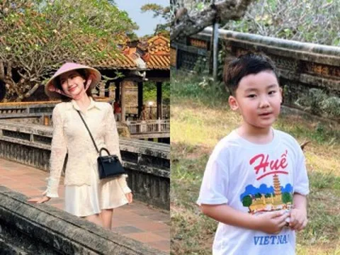 Hoà Minzy khoe loạt ảnh đưa bé Bo đi du lịch cùng Đại uý Văn Cương, bức hình cuối khiến dân mạng liên tục bình luận