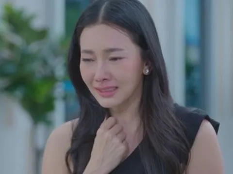 Giúp việc lương 10 triệu/tháng nhưng không chăm trẻ chỉ lướt điện thoại suốt ngày, đuổi việc xong tôi mới thấy ân hận