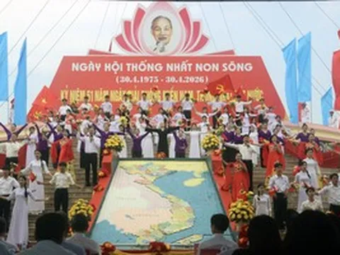 Điện mừng kỷ niệm 51 năm Ngày Giải phóng miền Nam, thống nhất đất nước