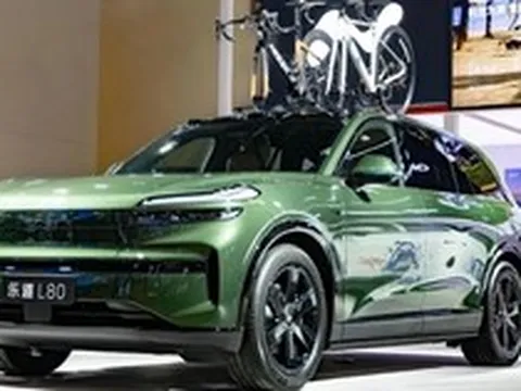 Hàng loạt SUV 'khủng' trên 5m đổ bộ, to hơn Land Cruiser, rẻ ngang Toyota Vios
