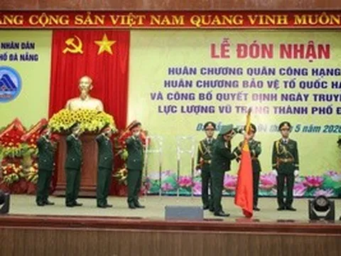 Hai huân chương cao quý được trao tặng cho lực lượng vũ trang TP Đà Nẵng