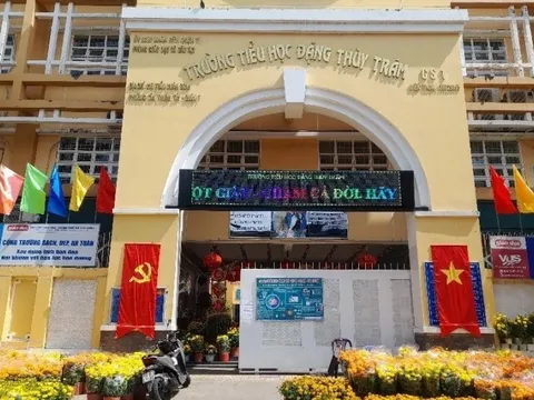 Hơn 5.000 học sinh ở TP.HCM phải dừng ăn bán trú