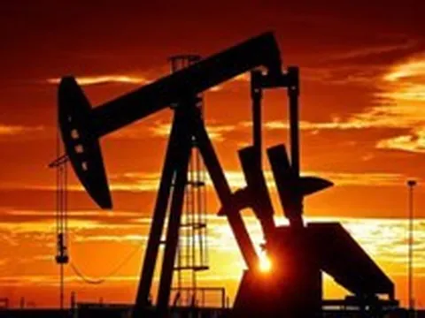 Lần đầu tiên trong 30 năm, quốc gia có trữ lượng hơn 100 tỷ thùng dầu cả tháng không xuất khẩu lô hàng nào
