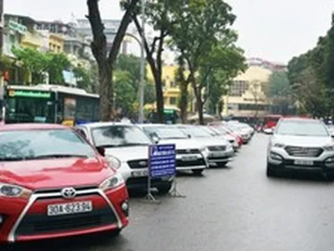 Hà Nội muốn thu phí tối đa tới 400.000 đồng/m2 vỉa hè, lòng đường làm nơi trông giữ ô tô