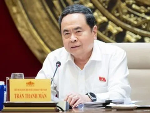 Chủ tịch Quốc hội: Gặp gỡ, đối thoại với dân, doanh nghiệp để xem quy định nào đang gây vướng mắc