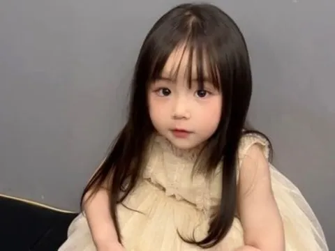 Bố đi làm khai sinh đặt tên con gái 4 chữ là Lê Thị Kim Liện, nhân viên sửa thành tên khác rất phú quý, thanh tao