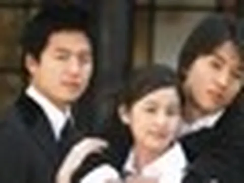 Nam thần xấu tính nhất showbiz bị bạn gái “đá” vì Kim Tae Hee, tiếp tục bị mỹ nhân kém 13 tuổi ruồng bỏ qua tin nhắn
