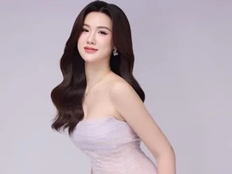 Hoa hậu Trịnh Mỹ Anh lên chức giám đốc