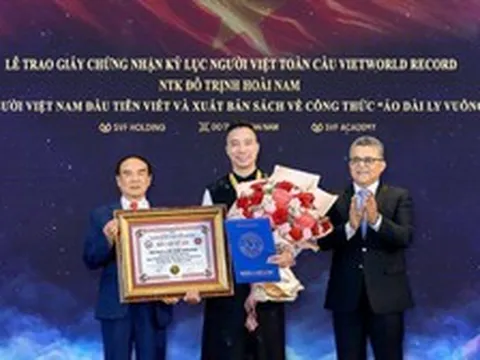 NTK Đỗ Trịnh Hoài Nam xác lập Kỷ lục Toàn cầu
