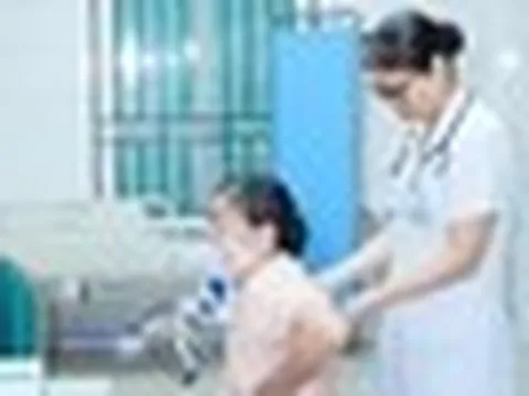 Tỷ lệ phát hiện sớm ung thư phổi dưới 10% và cảnh báo từ chuyên gia Bạch Mai