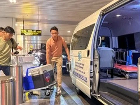 Trái tim nam shipper vượt 1.700 km, hồi sinh sự sống cho một thanh niên
