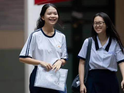 Giám thị lơi lỏng, thí sinh có nguy cơ bị xử lý hình sự