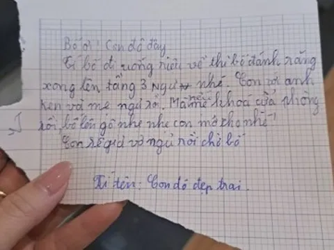 Bố đi nhậu về khuya, con trai nhắn "Nếu mẹ khóa cửa, bố gõ nhẹ con mở cho!" khiến dân tình cười bò "Quá hiểu chuyện!"