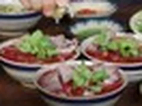 31 người nghi ngộ độc thực do ăn tiết canh vịt