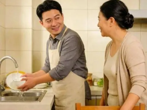 Nghỉ hưu rồi tôi mới hiểu: Tại sao ngày càng nhiều người thà sống cô độc chứ không nhờ con gái phụng dưỡng
