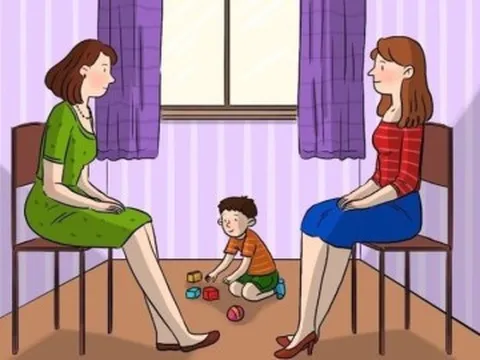 Câu đố FBI tuyển ứng viên, mẹ bỉm sữa nhìn là biết: Trong hai người, ai là mẹ đứa trẻ?