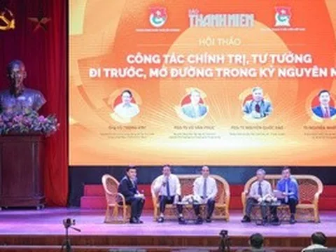 Công tác chính trị, tư tưởng phải chủ động "đi trước, mở đường"