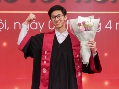 Nam sinh Ngoại thương tốt nghiệp xuất sắc, đón đầu 'giao điểm' Kinh tế và AI