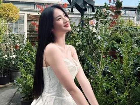 NSND Thái Bảo quá trẻ ở tuổi 62, Ý Nhi xinh đẹp như công chúa