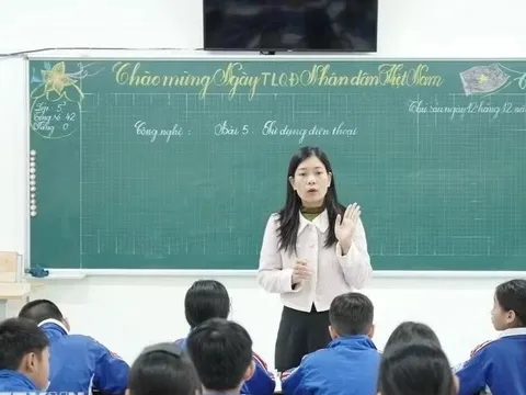 Mở rộng đối tượng được học nghiệp vụ sư phạm để trở thành giáo viên