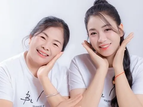 Mẹ kế ở Bắc Ninh 30 năm yêu thương 4 con gái của chồng, tuổi già hưởng trái ngọt