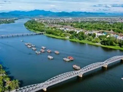 Tập đoàn xây dựng hàng đầu Trung Quốc từng tham gia xây cầu Tứ Liên vừa đề xuất đầu tư hạ tầng tại Huế