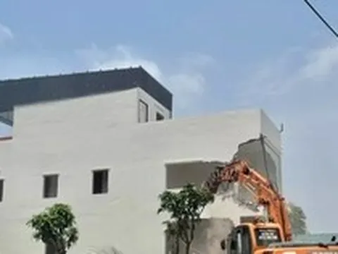 Hà Nội: Cưỡng chế phá dỡ loạt nhà xưởng trên đất nông nghiệp