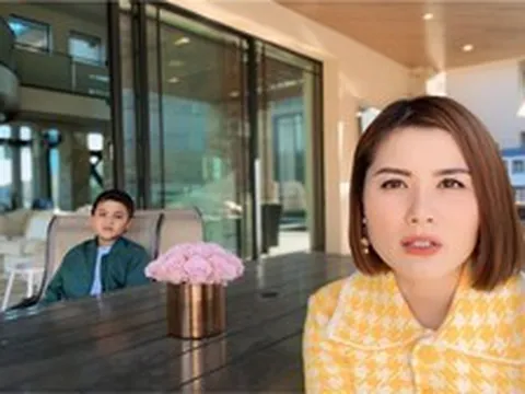 Nam ca sĩ đình đám một thời đi bán cà phê ở tuổi 50 tại TP.HCM, vợ cũ đại gia có động thái đáng chú ý