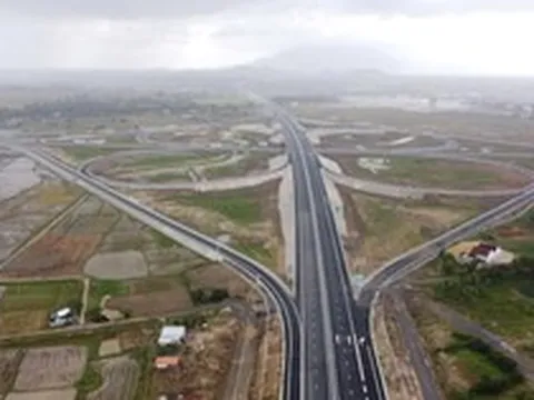 Ngay tuần sau, 22km đầu tiên của tuyến cao tốc “rừng – biển” đầu tiên tại Việt Nam sẽ chính thức thông xe