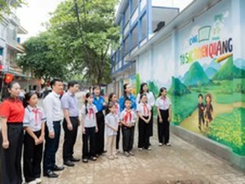 Cùng KUN tô sắc Tuyên Quang