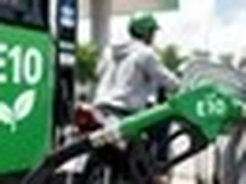 Bộ Công Thương nói gì về thông tin xăng E10 gây ảnh hưởng động cơ xe?