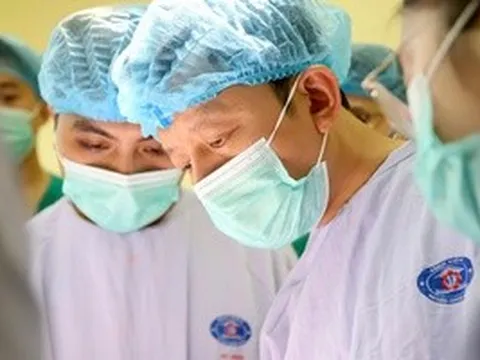 Tưởng nhiệt miệng, người đàn ông trẻ phát hiện ung thư lưỡi