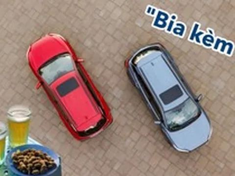 Từ khi VinFast làm xe điện, liệu các hãng xe có hết ‘ngáo’ giá, chấm dứt kỷ nguyên ‘bia kèm lạc’?