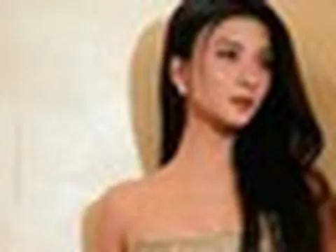 Nhan sắc nữ NSƯT đầu tiên vào đề cử 100 gương mặt đẹp nhất thế giới