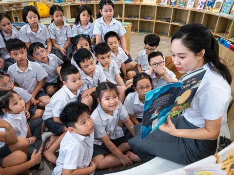 Giảm mạnh 13%, giá sách giáo khoa còn bao nhiêu?