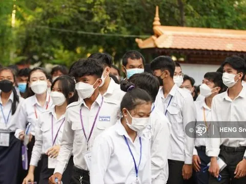 Vì sao kỳ thi này được gọi là "cánh cửa đổi đời" của hàng vạn học sinh?