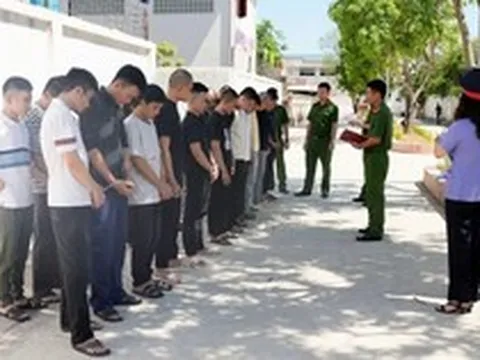 Dụ dỗ qua mạng bằng “vỏ bọc” phụ nữ thành đạt, nhóm lừa đảo chiếm đoạt 36,5 tỷ đồng