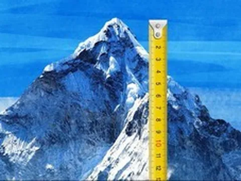 Bí ẩn chiều cao ngọn Everest và câu chuyện cộng thêm để tránh nghi ngờ
