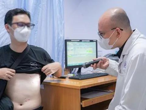 Nhiều người nhập viện vì kiến ba khoang