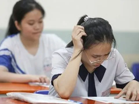 Bí quyết làm bài thi đạt điểm cao môn tiếng Anh