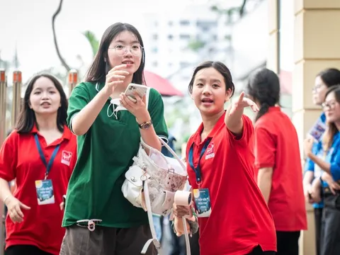 Điểm chuẩn vào lớp 10 trường chuyên Nhân văn 2026