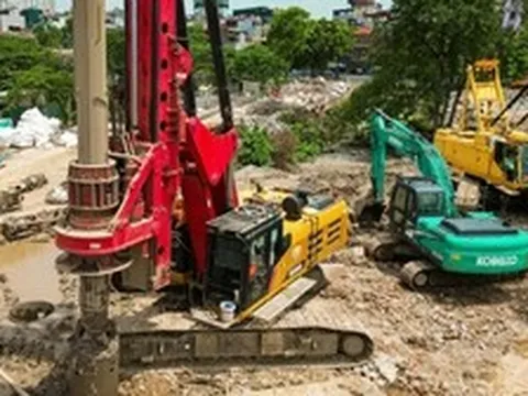 Sau nhiều năm đình trệ, công trường 786 tỷ đồng ở Hà Nội rầm rộ thi công trở lại
