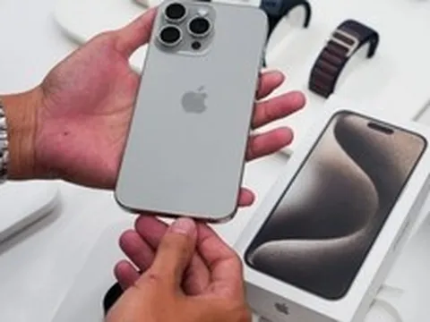 3 chiếc iPhone cũ rớt giá cực mạnh đáng mua nhất hiện nay